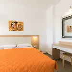 Ekaterini Hotel
