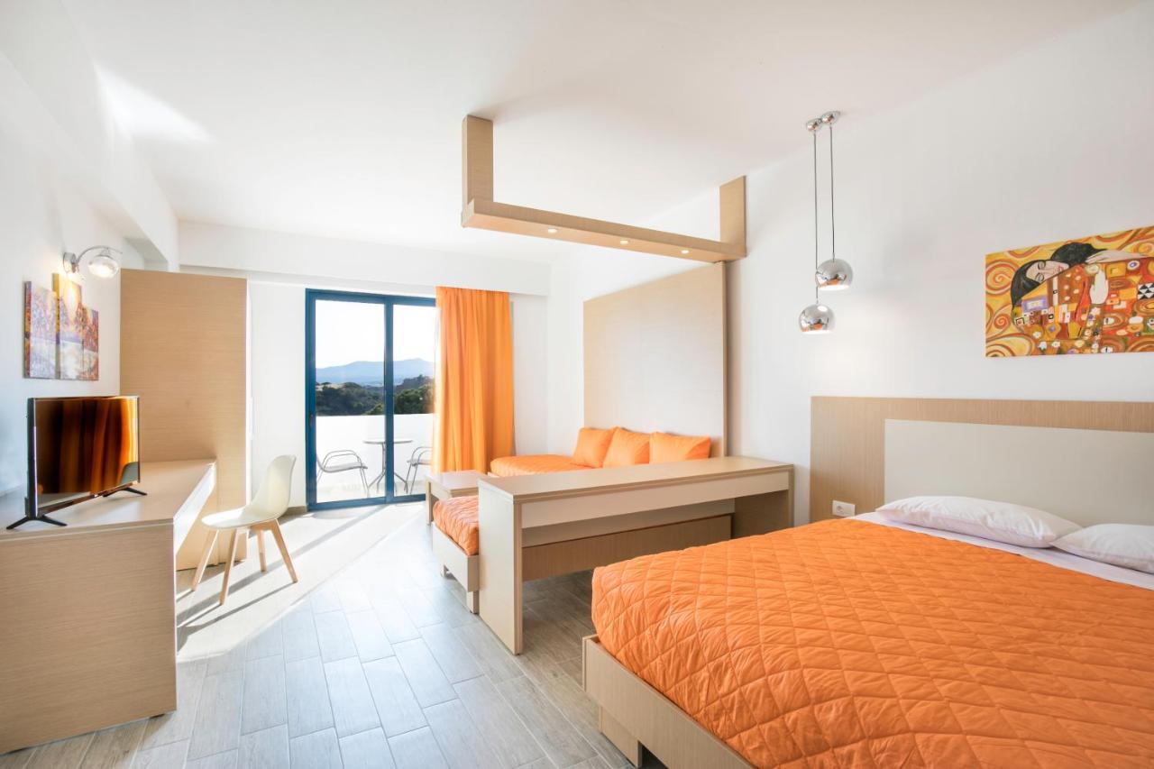 Ekaterini Lägenhetshotell 3*